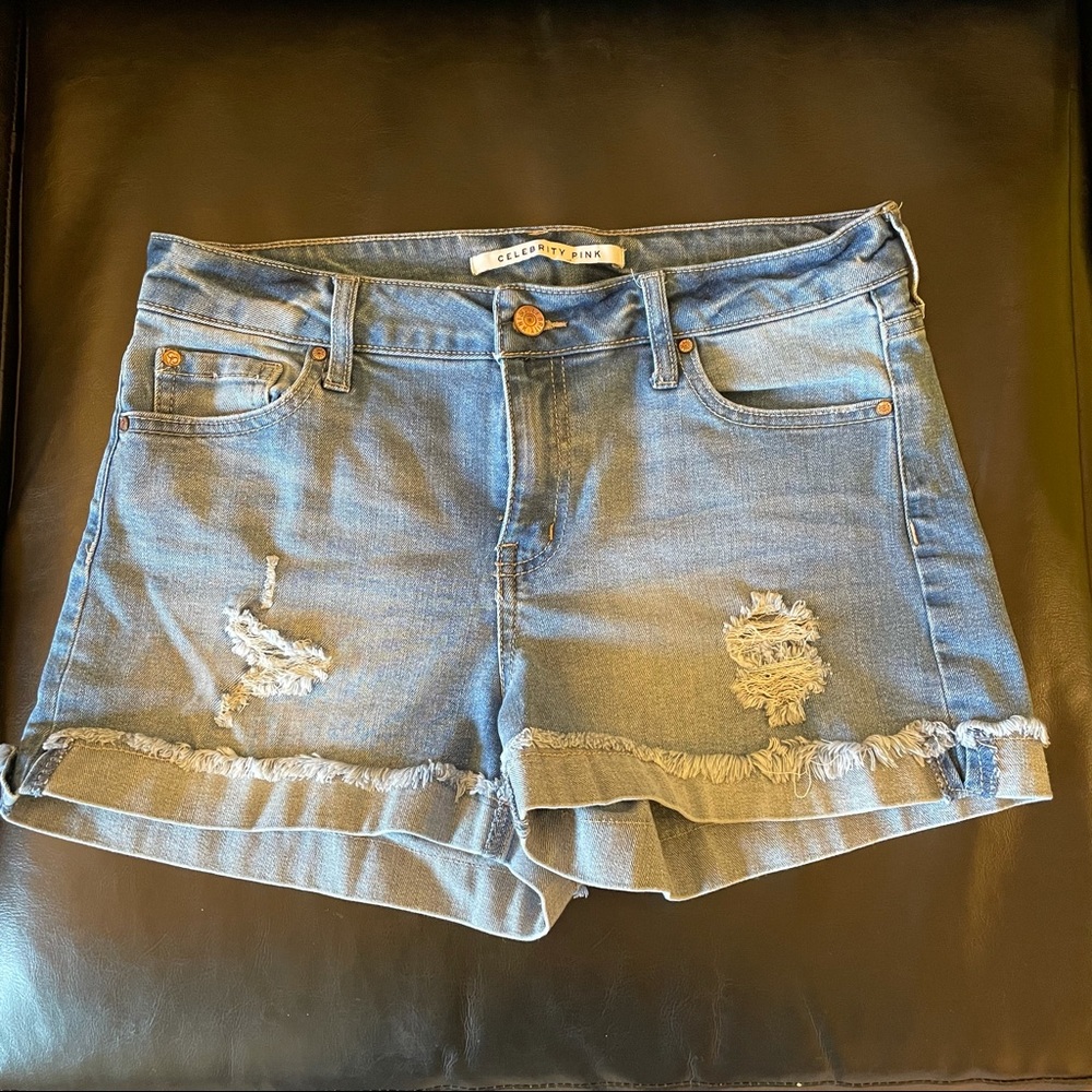 Short shorts